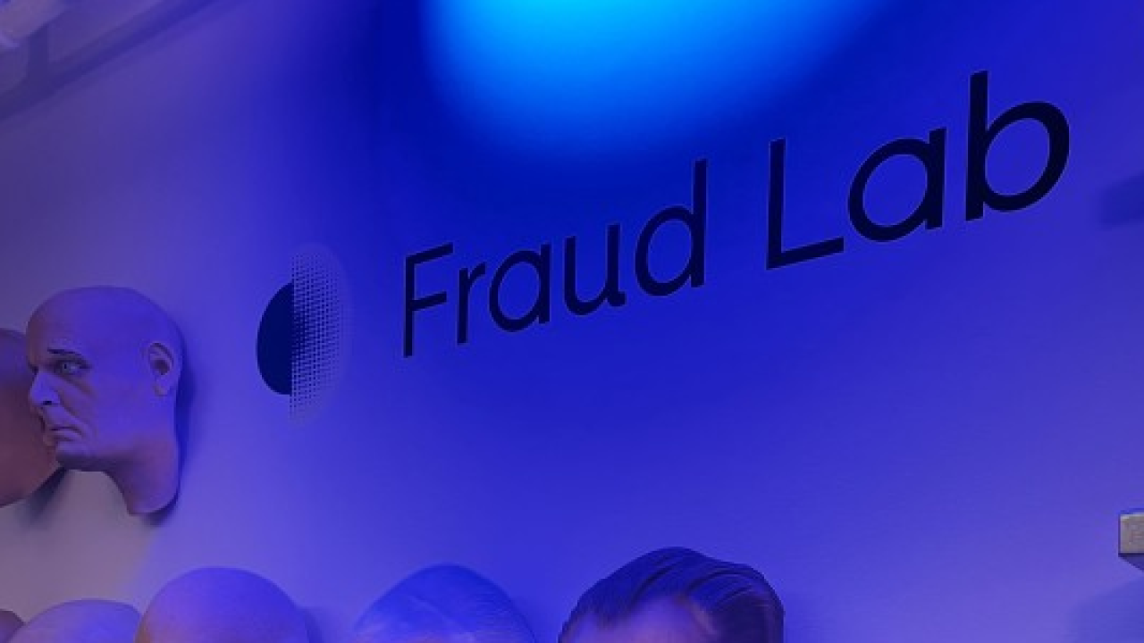 Onfido verifica le identità con una foto 